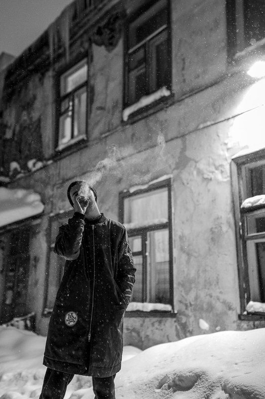 man,smoke,portrait,black and whte,bw Haze фото превью