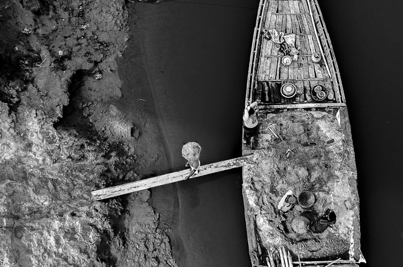 Story of natural decay фото превью