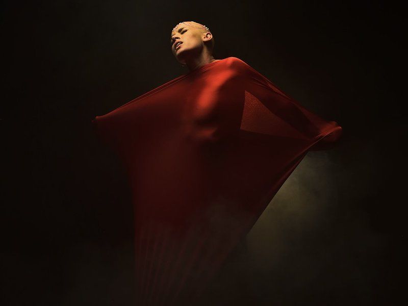 Red фото превью