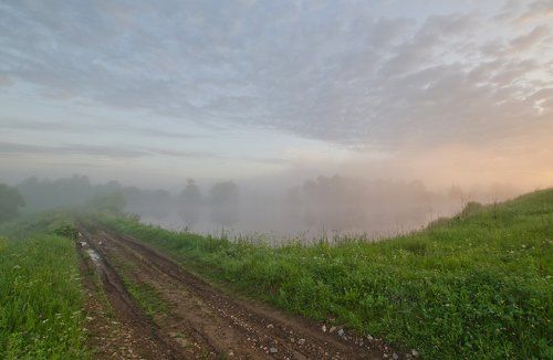 Там, где пруд встречается с рассветом