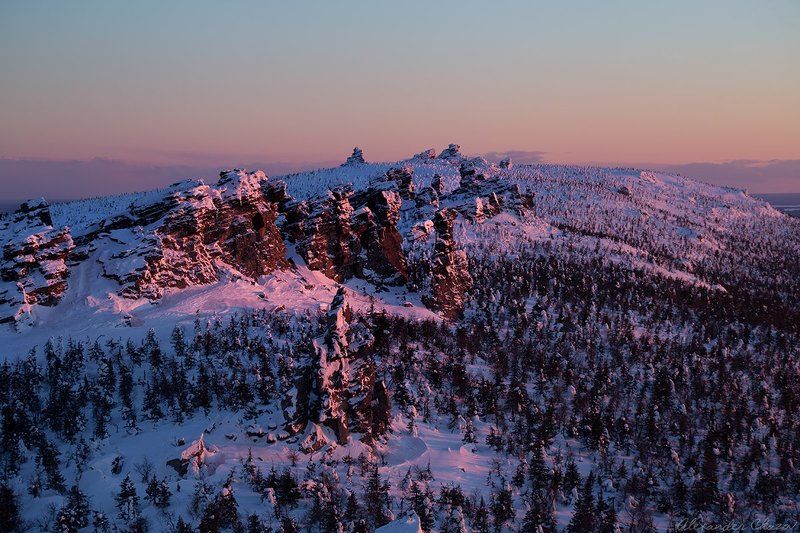 Урал, закат, вечер, скалы, лес, Россия, горы Уральский вечер фото превью