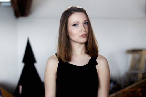 Серые глаза