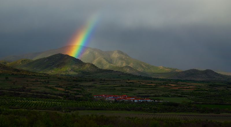 ranbow, clouds, mountain, Bulgaria, starosel, storm, spring,  Чтобы увидеть радугу, надо пережить дождь.... фото превью