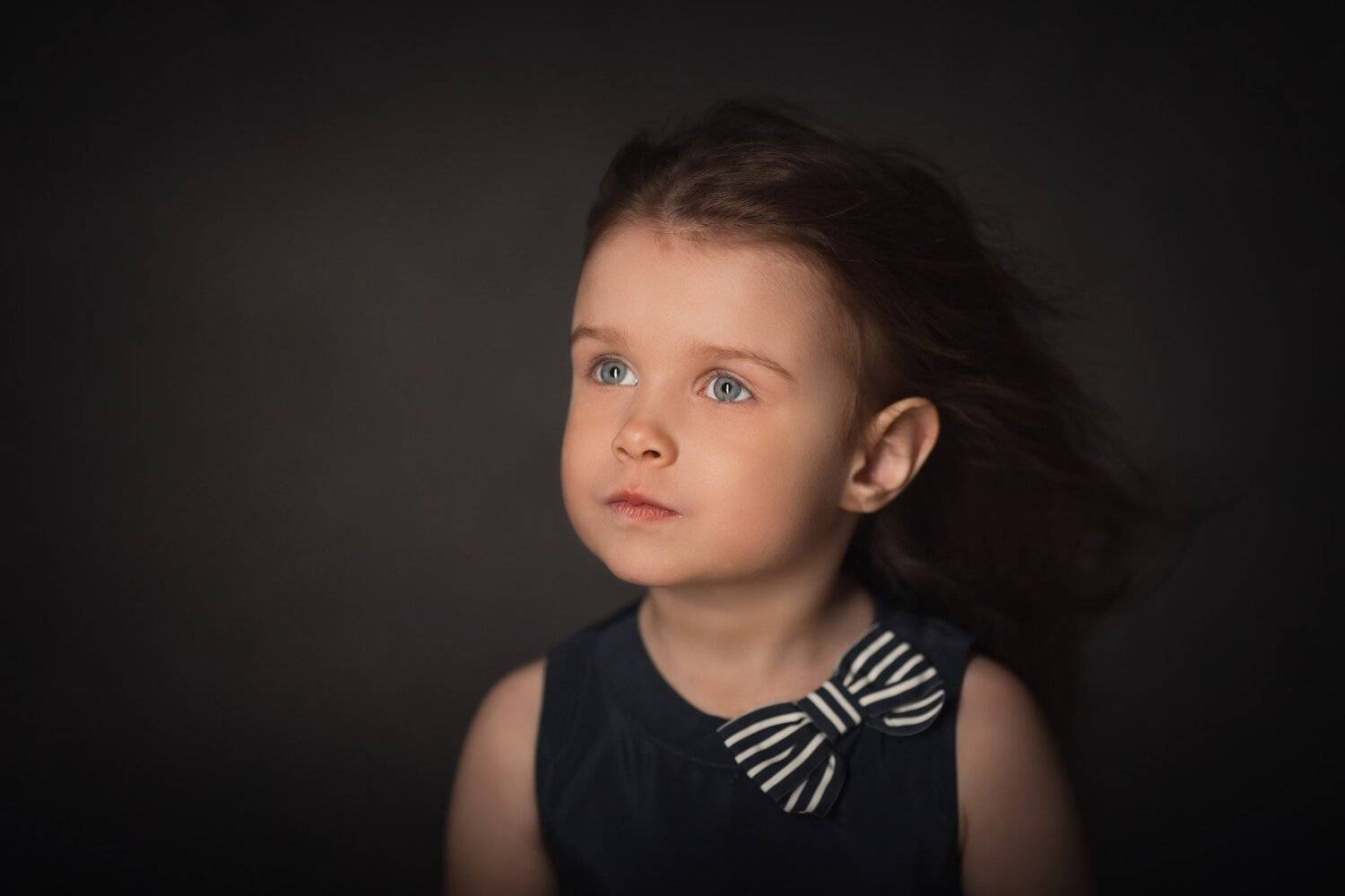 детский портрет, портрет девочки, девочка, портрет, портрет в низком ключе, Денис Фёдоров