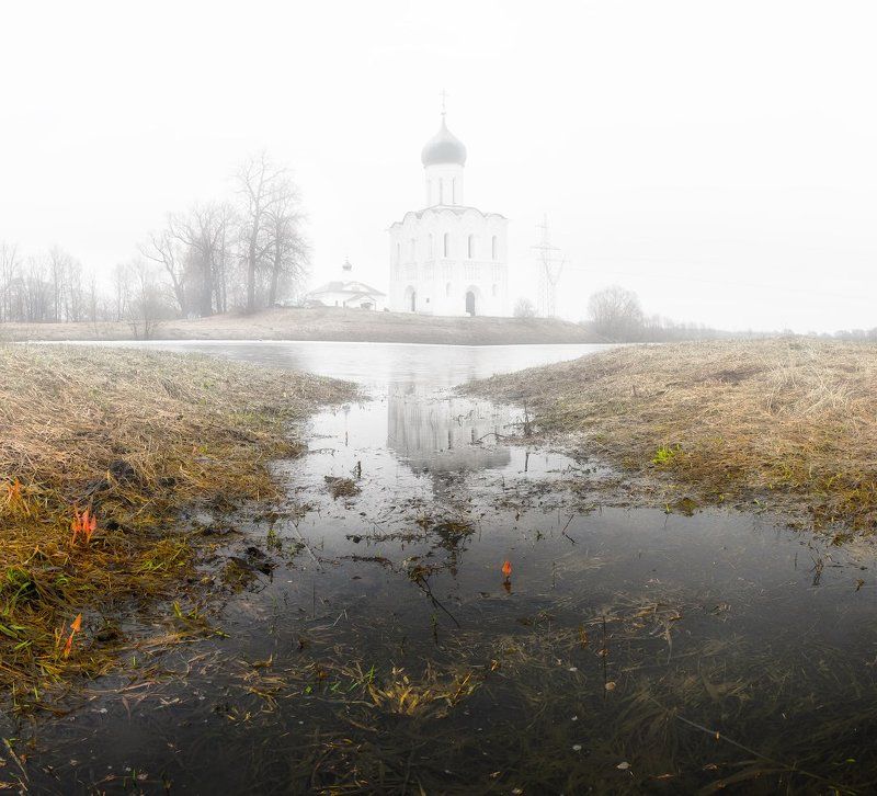 на нерли боголюбово разлив туман на Нерли Боголюбово фото превью