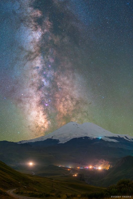 кавказ, горы, звёзды, млечный путь, Джилы-су, Эльбрус,   Млечный путь над Эльбрусом  фото превью