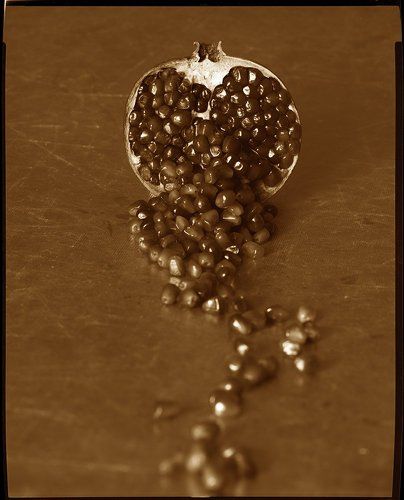 спелый гранат