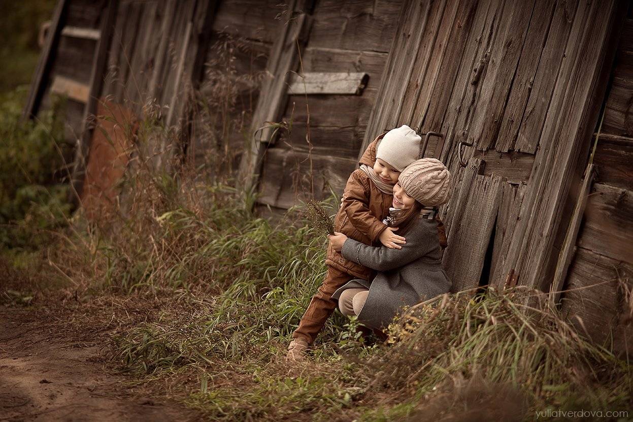 Брат сестра осень, Юлия Твердова