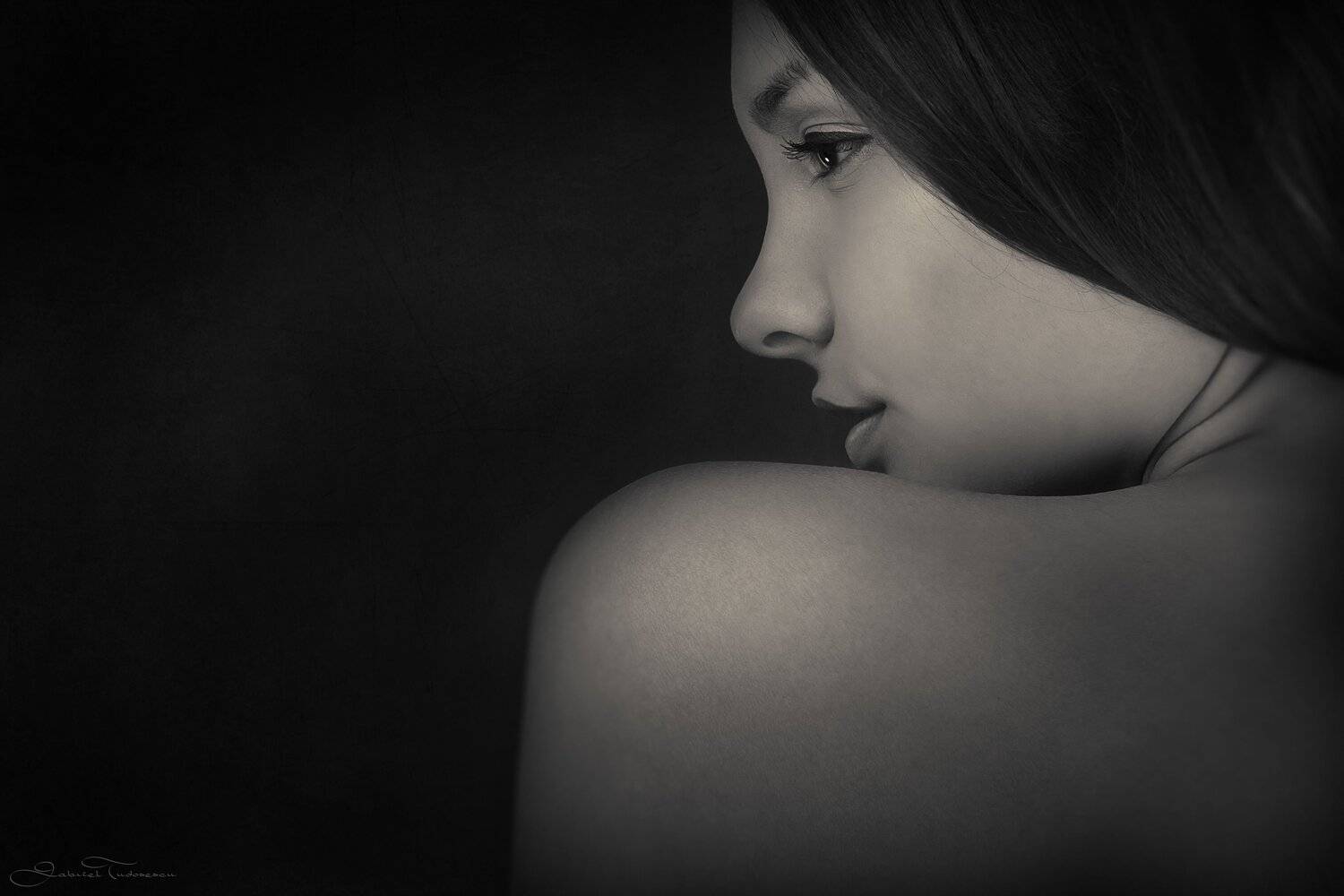 portrait, black & white, Gabriel Tudosescu EFIAP