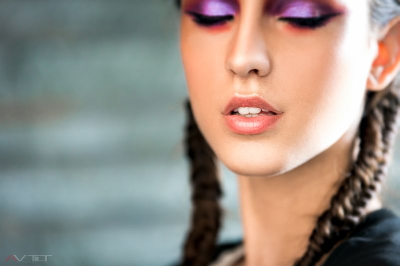 девушка, портрет,студийное фото,мейк,лицо,макияж,косы, губы Дарья фото превью