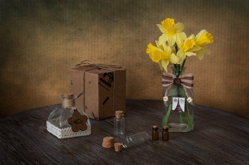 про стильные пузыречки и нарциссы фото превью