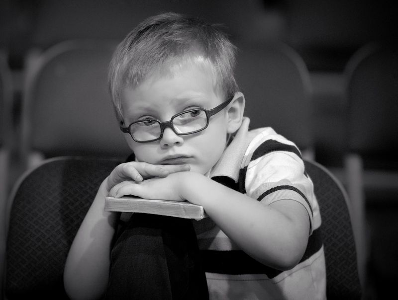 Жанровый портрет  Прочёл… фото превью