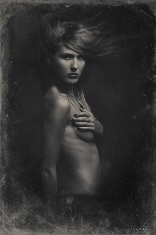 black & white IÉLE фото превью