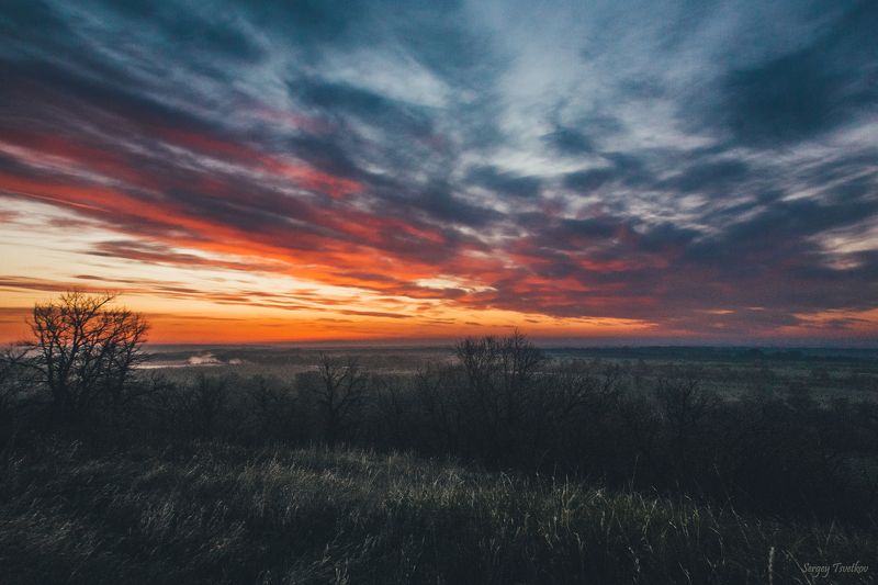 На рассвете фото превью