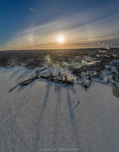 Гало над городом