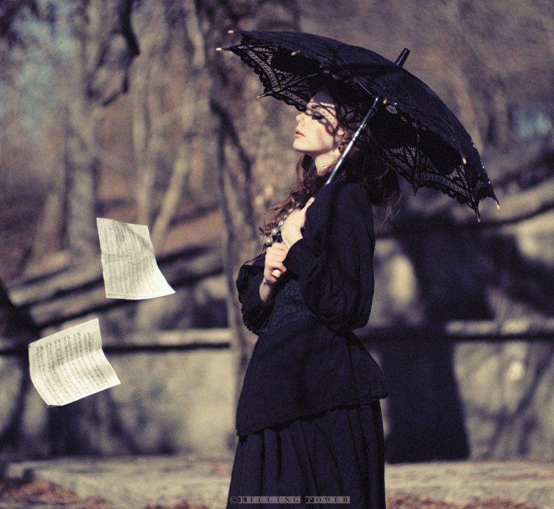 The One with umbrella фото превью