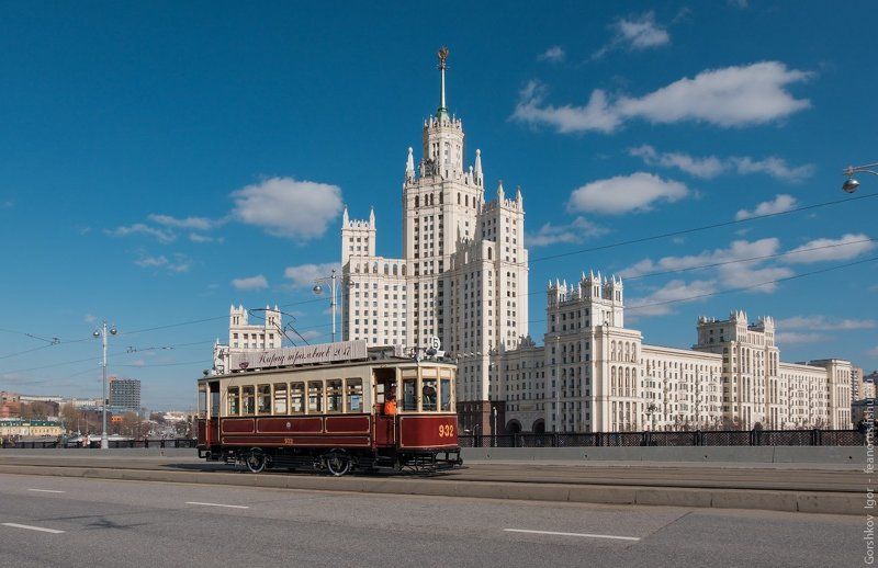 москва,трамвай,парад,высотка,весна,котельническая,мост,техника,транспорт,fujifilm Московские трамваи фото превью
