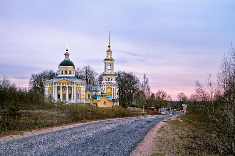 Церковь Николая Чудотворца в с. Белое фото превью