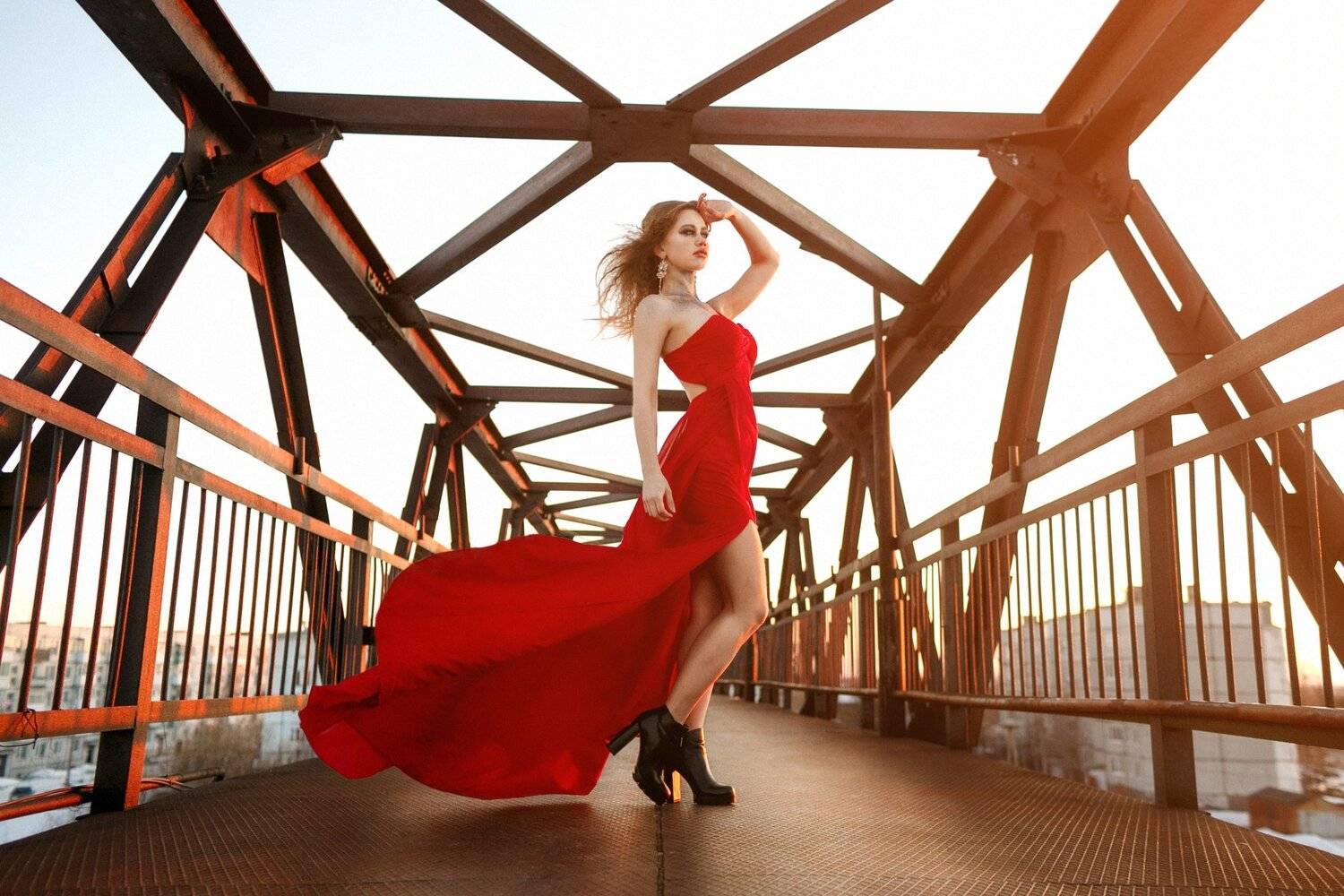 девушка, платье, красный, небо, закат, легкий, цвет, солнце, ветер, фото, переход, Dmitry Bastet