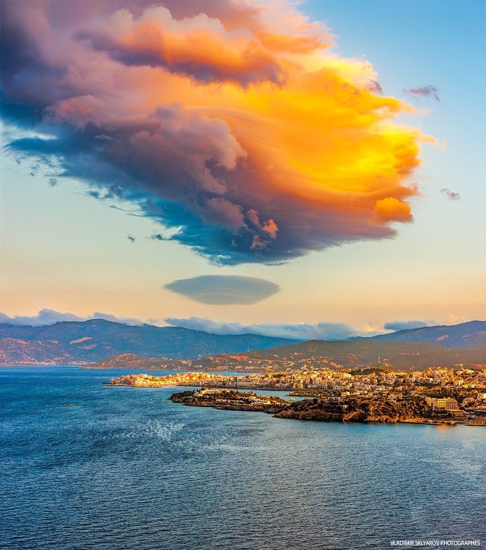 Sunset over the island of Crete фото превью