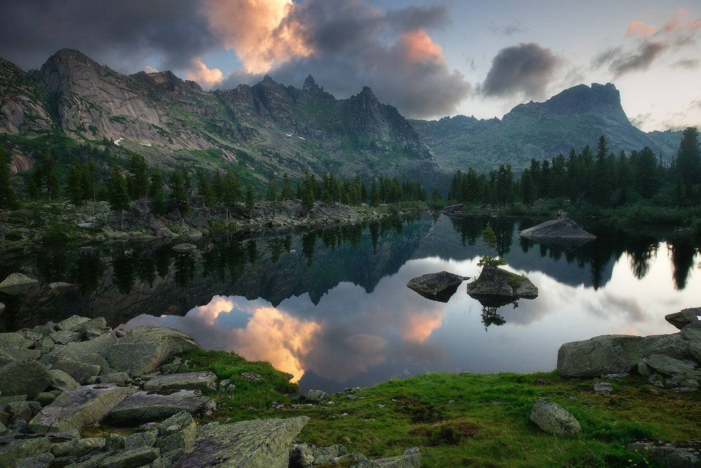 ергаки, горы, саяны, лето, сибирь, озеро, художников, озерохудожников, Владимир Ляпин