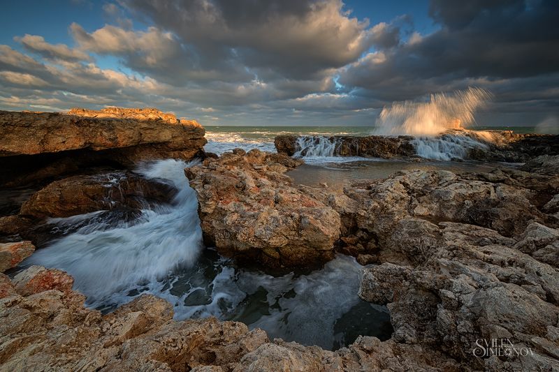 Сильно море фото превью