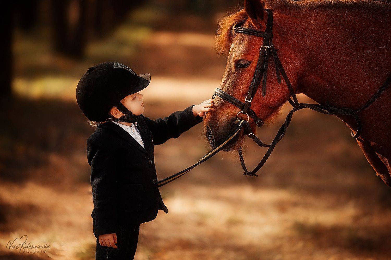 , Ника Колесникова