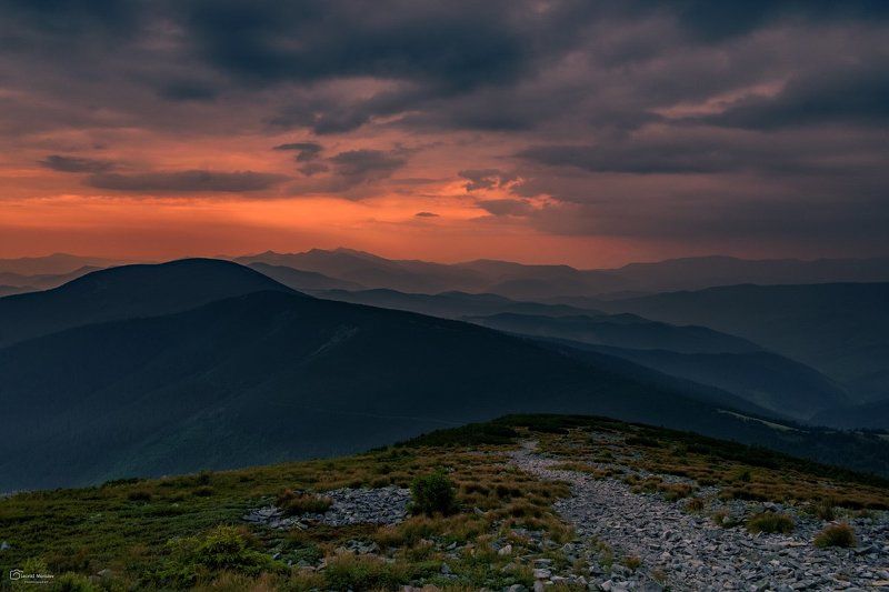 пейзаж природа город облака небо карпаты горы  фото превью