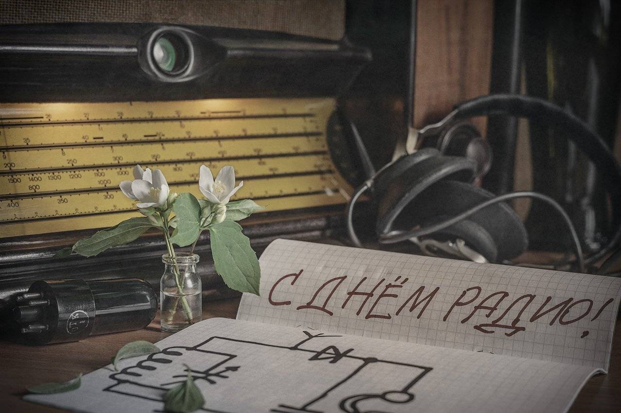 день, радио, Владимир Тузлай