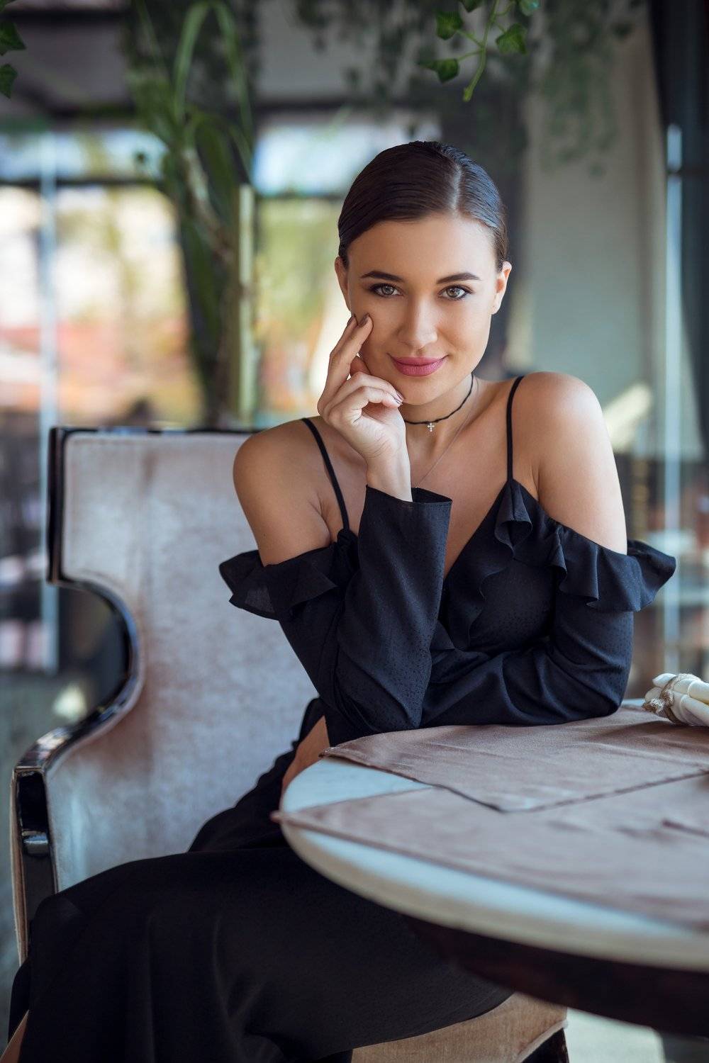 girl, model, natural, light, eyes, color, beauty, face, cute, young, people, facebook, instagram, follow, bokeh, composition, retouch, canon, Andrei Marginean