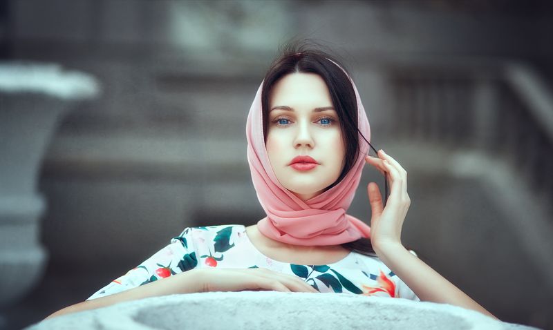 портрет,улица,девушка,взгляд,глаза, Полина фото превью