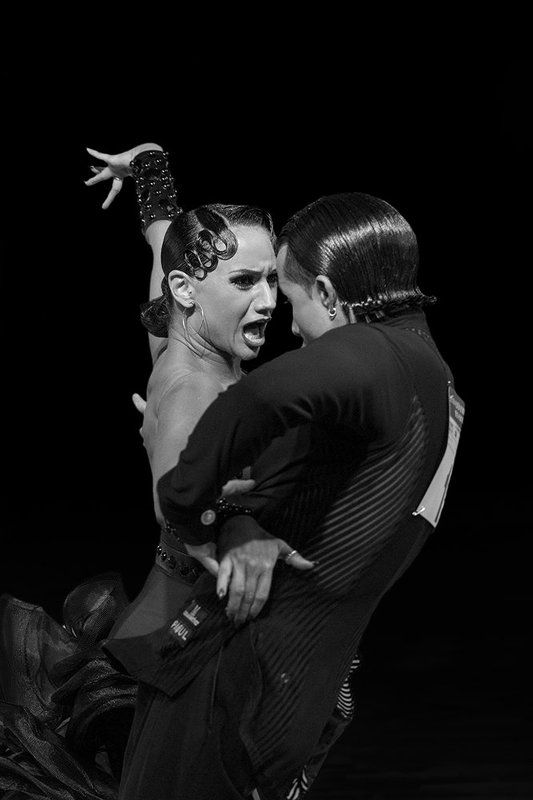 Latin dance фото превью