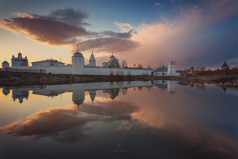 Отражение неба фото превью
