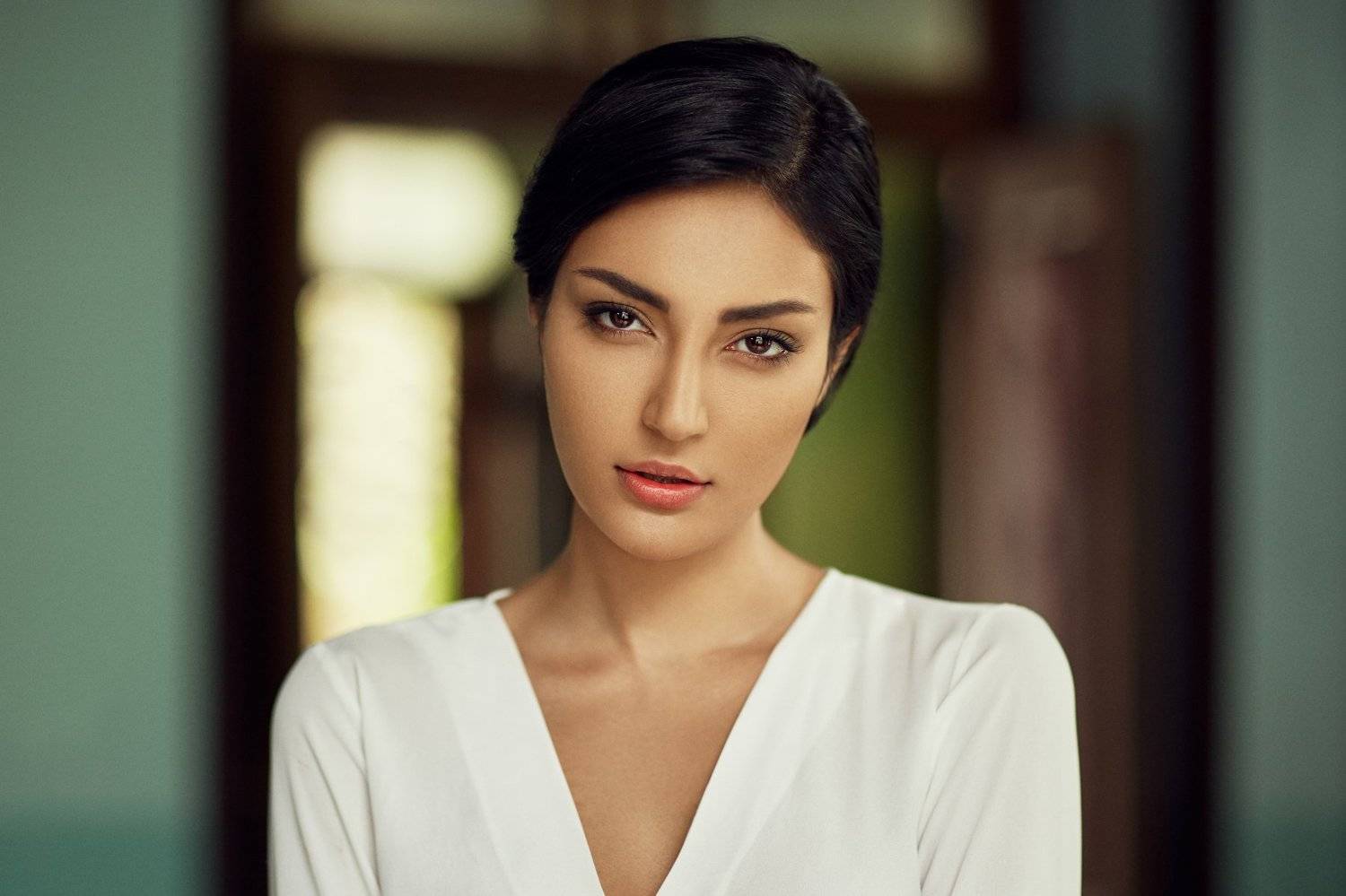 portrait, beauty, face, naturallight, location, headshot, , mohammad hossein