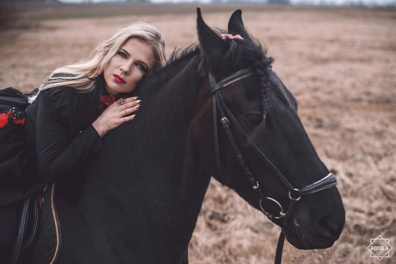 portrait, portraiture, outdoors, Horse фото превью