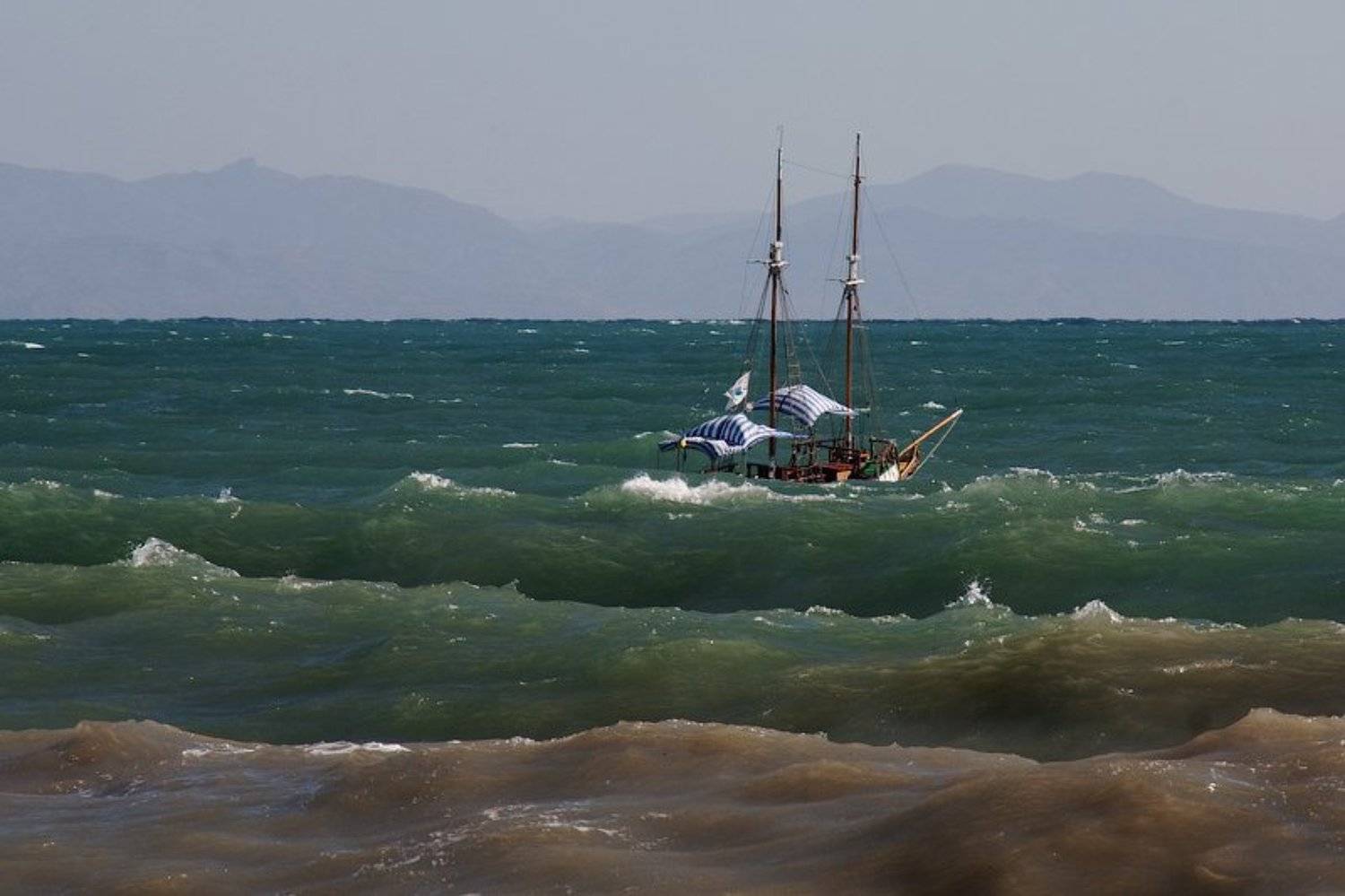 море, шторм, вал, яхта, шхуна, волна, Василий Яковлев