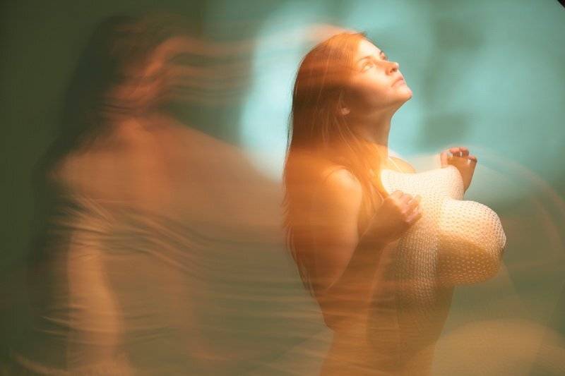 девушка, Александр