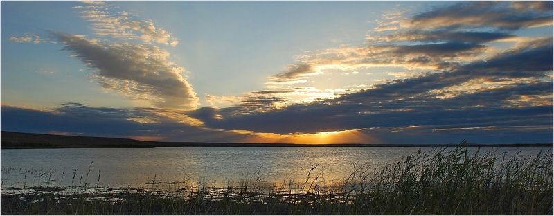 пейзаж На рассвете..... фото превью