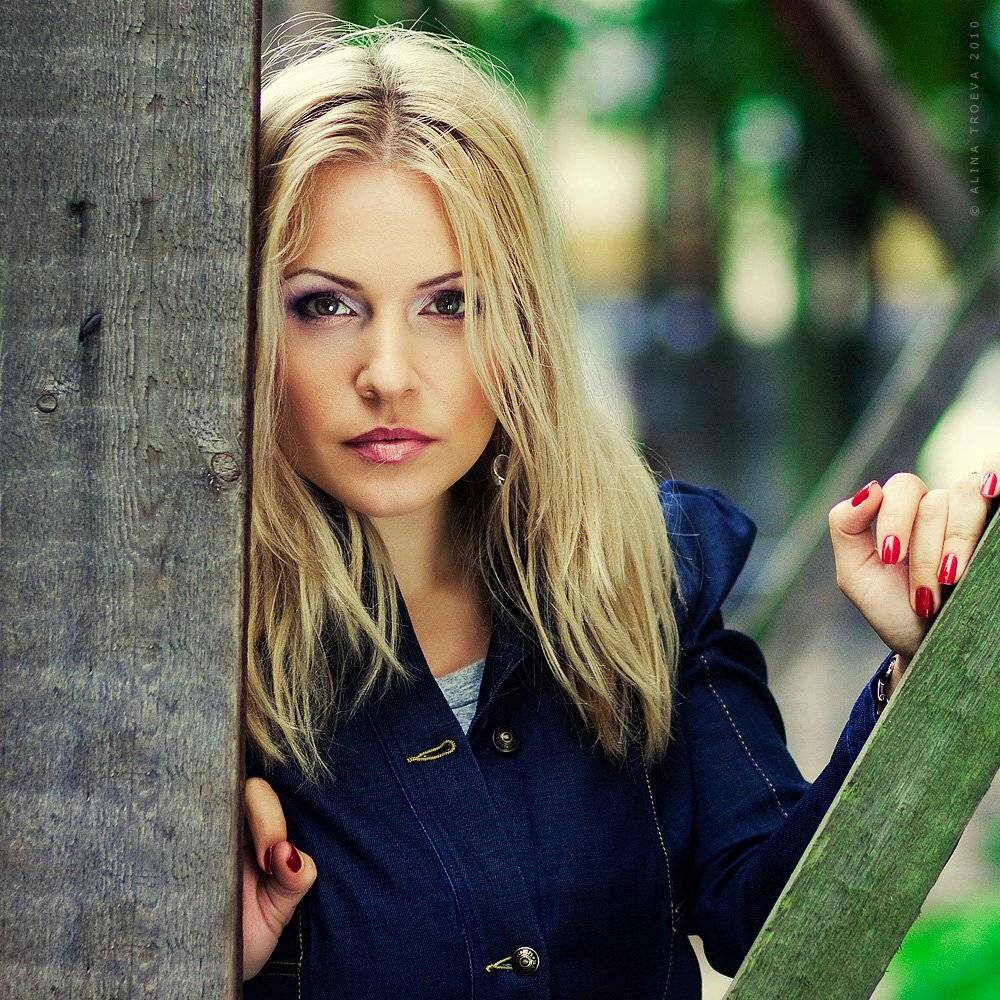 , Алина Троева