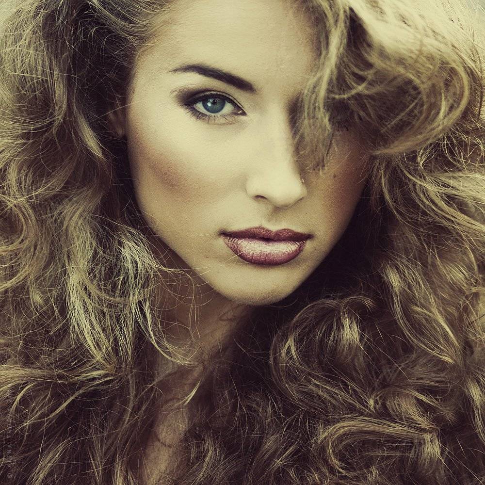 , Алина Троева