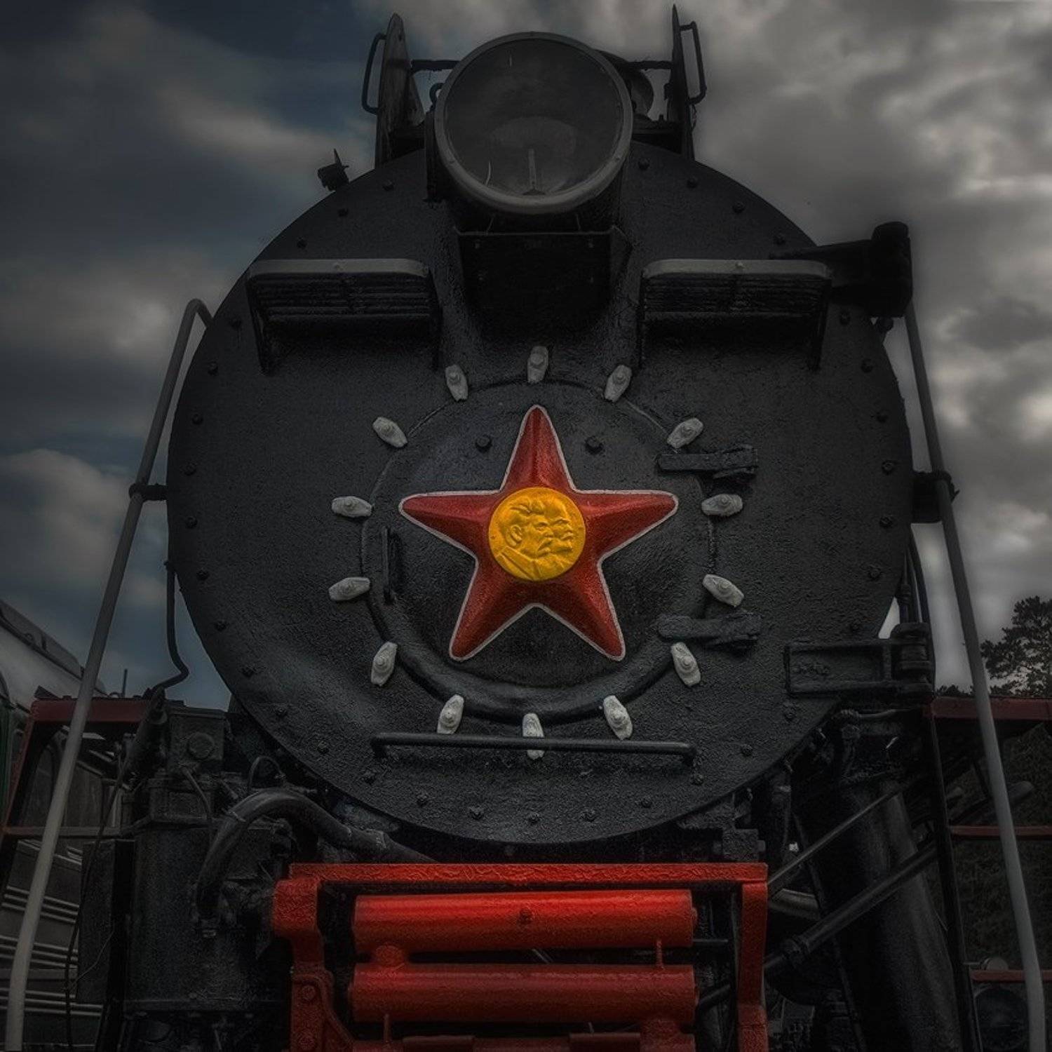 , Андрей Романов