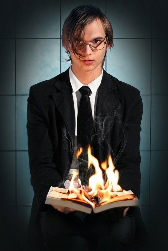 Огонь в ладонях фото превью