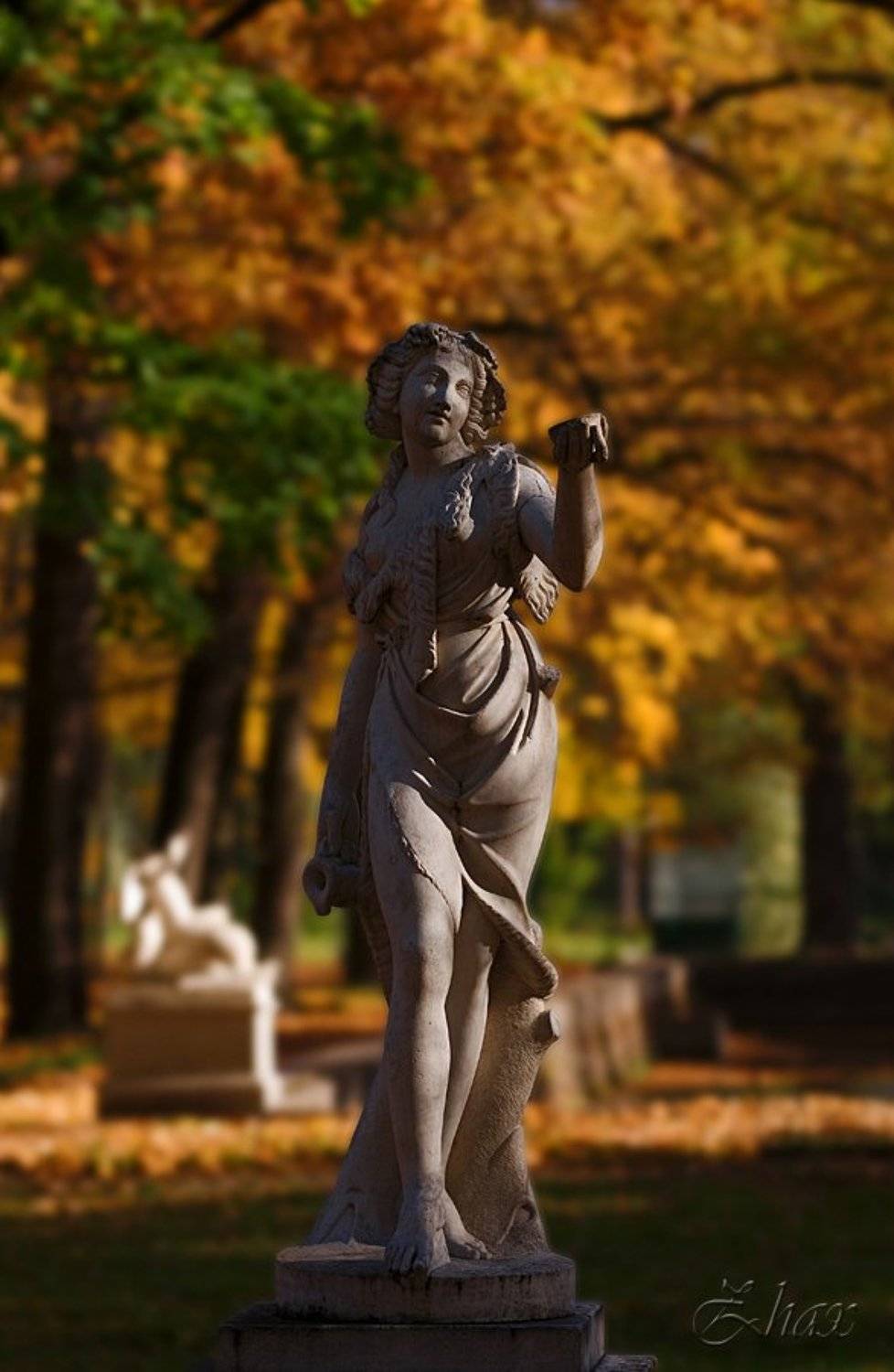 осень, парк, скульптура, листва, Малыш