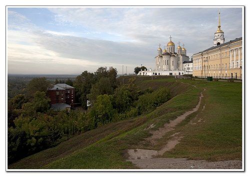 Золотые купола...