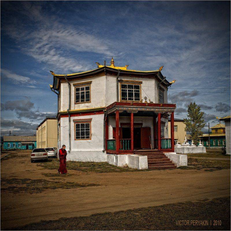 , Виктор Перякин