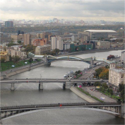 На изгибе осени