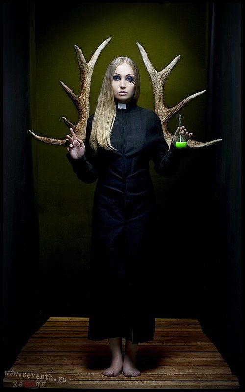 кеззин, фотографирует Lost фото превью
