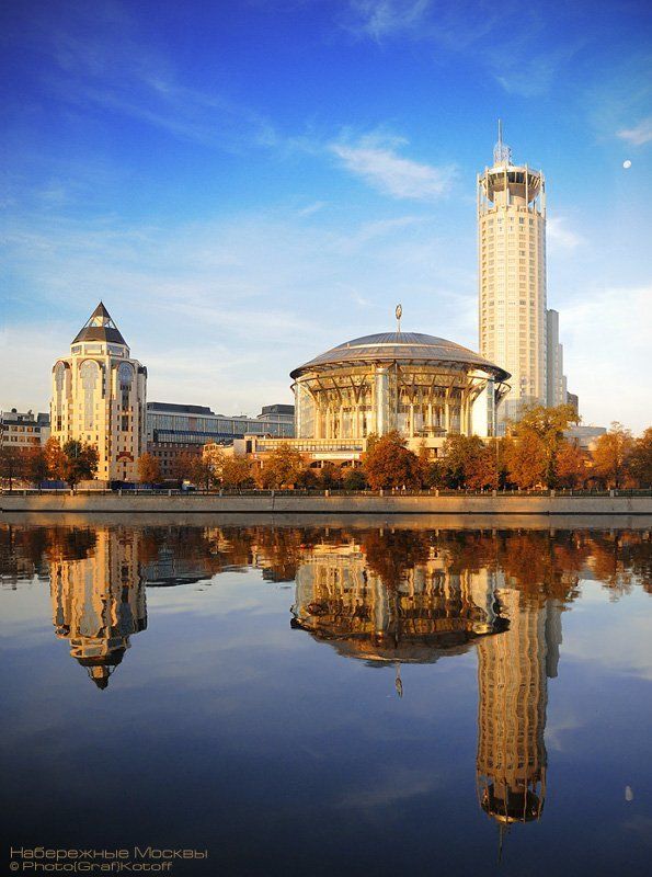 дом, музыка, вода, москва, река, отражение Дом Музыки. фото превью