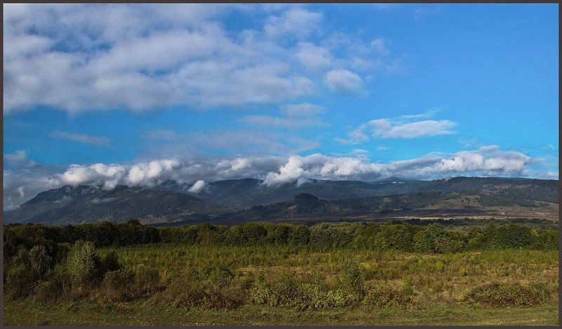горы, небо, облака, кавказ, лес, пейзаж, солнце Пейзаж со взбитыми сливками... фото превью