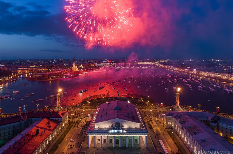 россия, петербург, санкт-петербург, питер, город, архитектура, вечер, закат, весна, аэрофотосъемка, дрон, коптер, квадрокоптер, небо Холодная весна в Петербурге фото превью